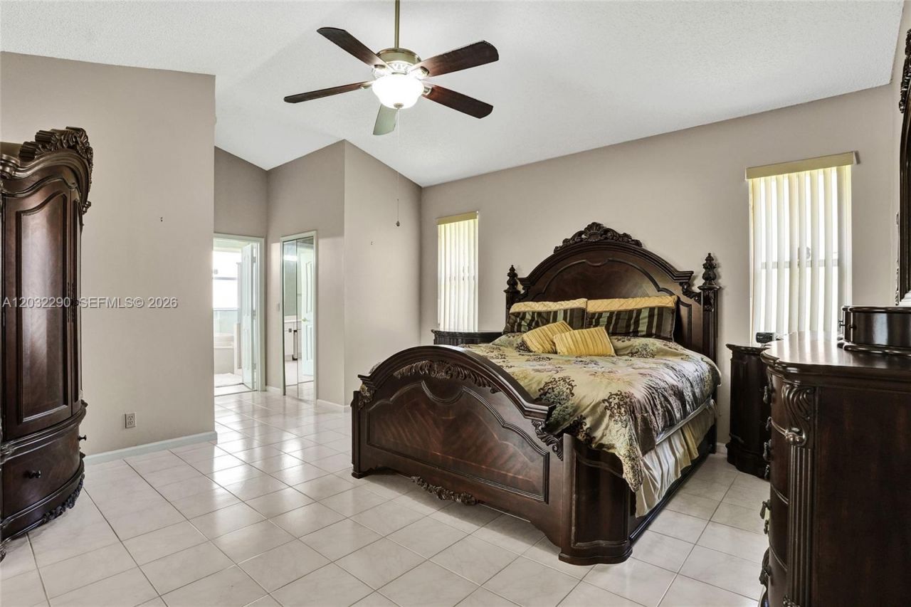8269 NW 40th Ct, Coral Springs, FL 33065 Photo