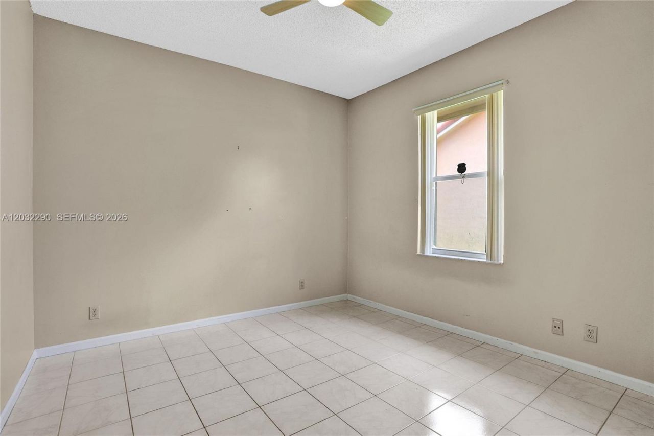 8269 NW 40th Ct, Coral Springs, FL 33065 Photo