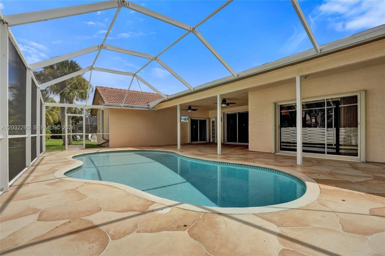 8269 NW 40th Ct, Coral Springs, FL 33065 Photo