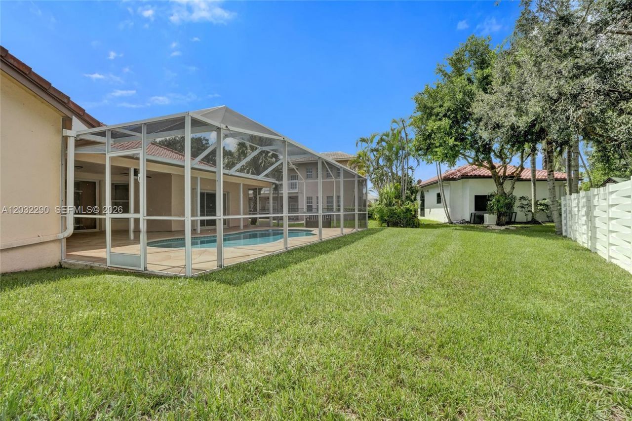 8269 NW 40th Ct, Coral Springs, FL 33065 Photo