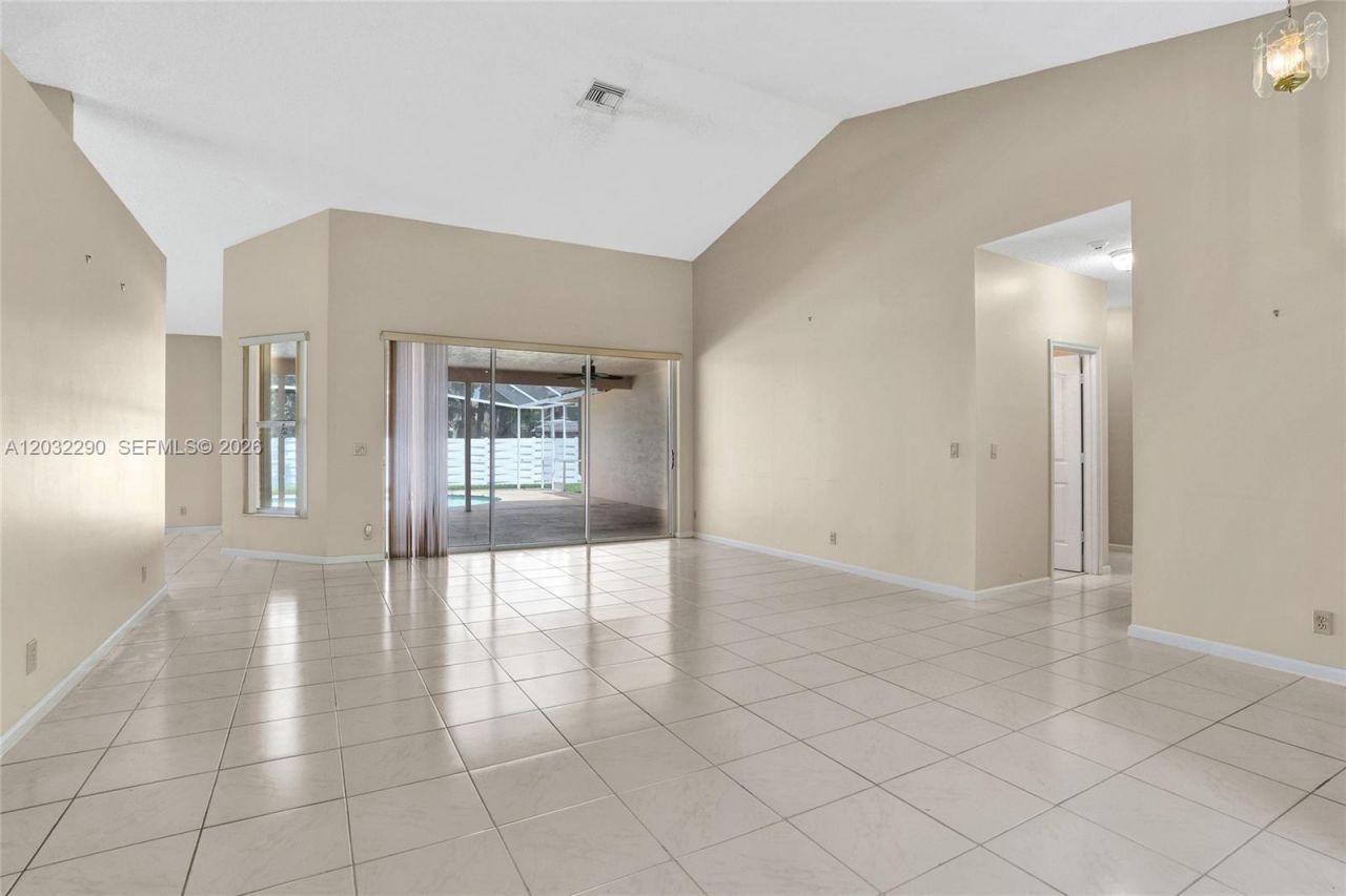 8269 NW 40th Ct, Coral Springs, FL 33065 Photo