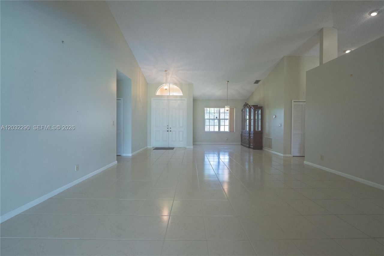 8269 NW 40th Ct, Coral Springs, FL 33065 Photo