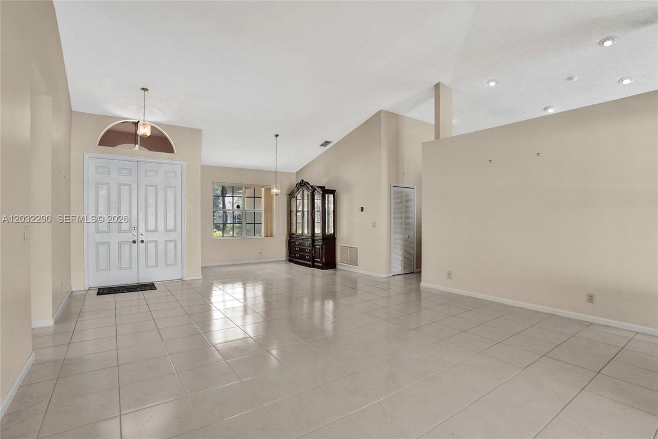 8269 NW 40th Ct, Coral Springs, FL 33065 Photo