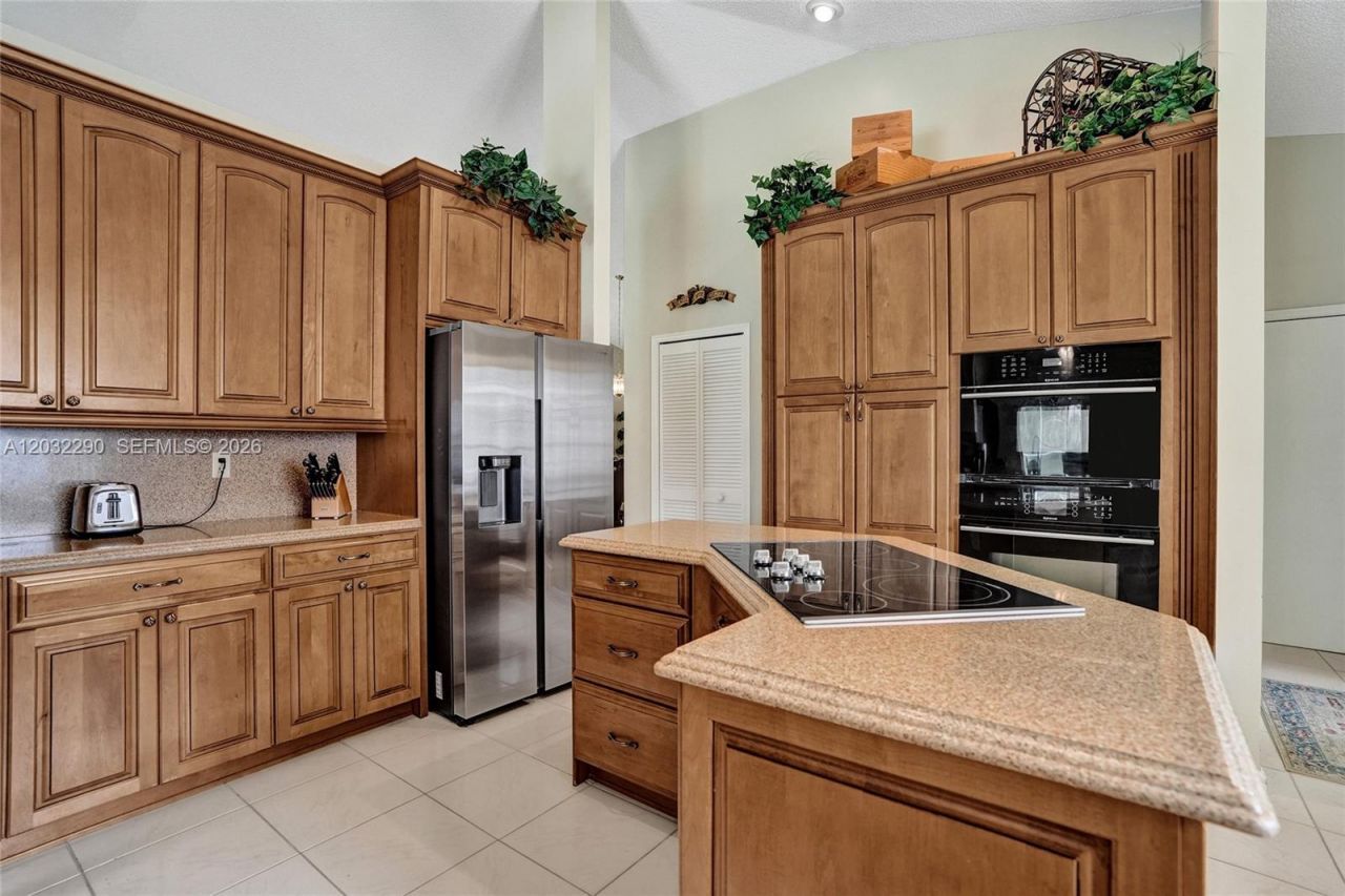 8269 NW 40th Ct, Coral Springs, FL 33065 Photo