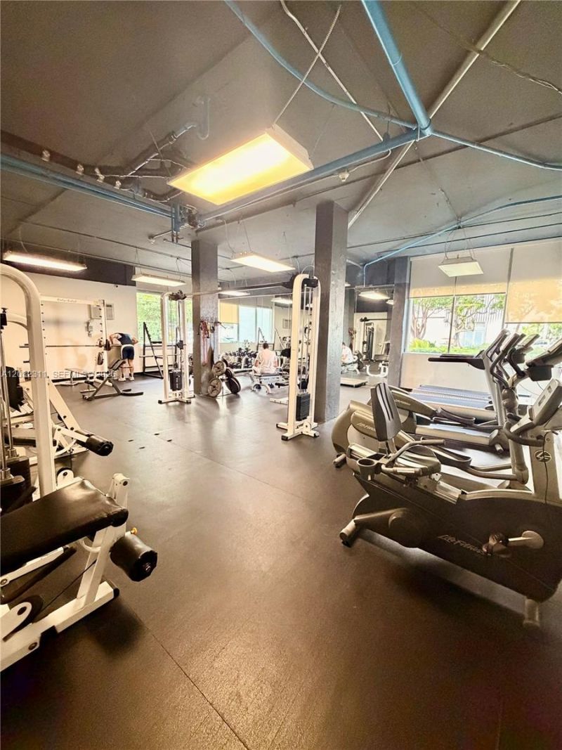 150 SE 25th Rd, Unit 15J, Miami, FL 33129 Photo