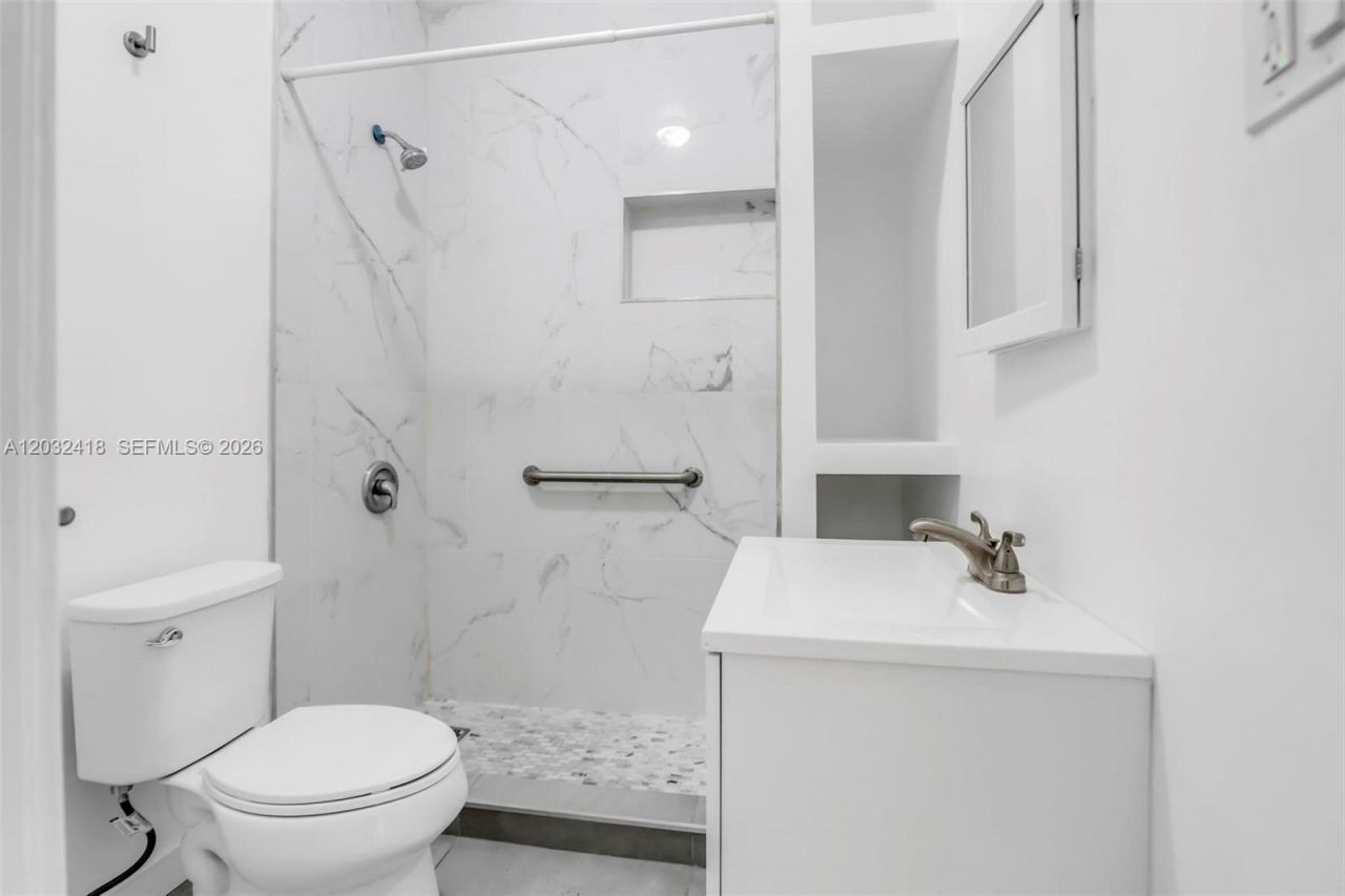 1243 SW 3rd St , Unit 1, Miami, FL 33135 Photo