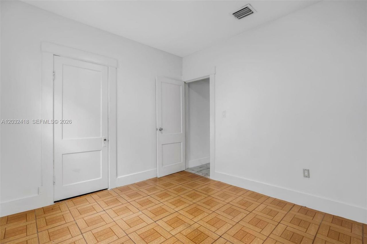 1243 SW 3rd St , Unit 1, Miami, FL 33135 Photo
