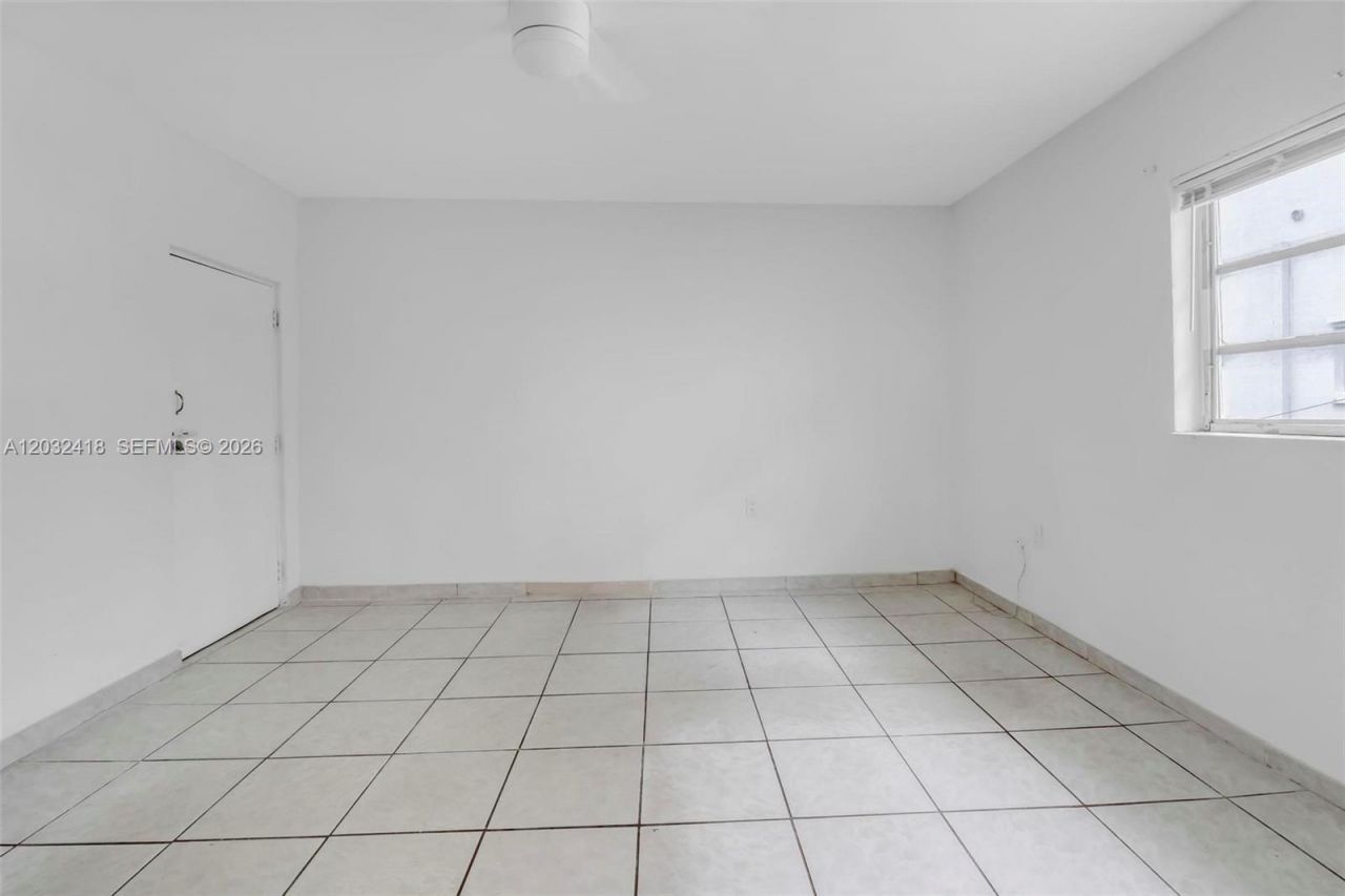 1243 SW 3rd St , Unit 1, Miami, FL 33135 Photo