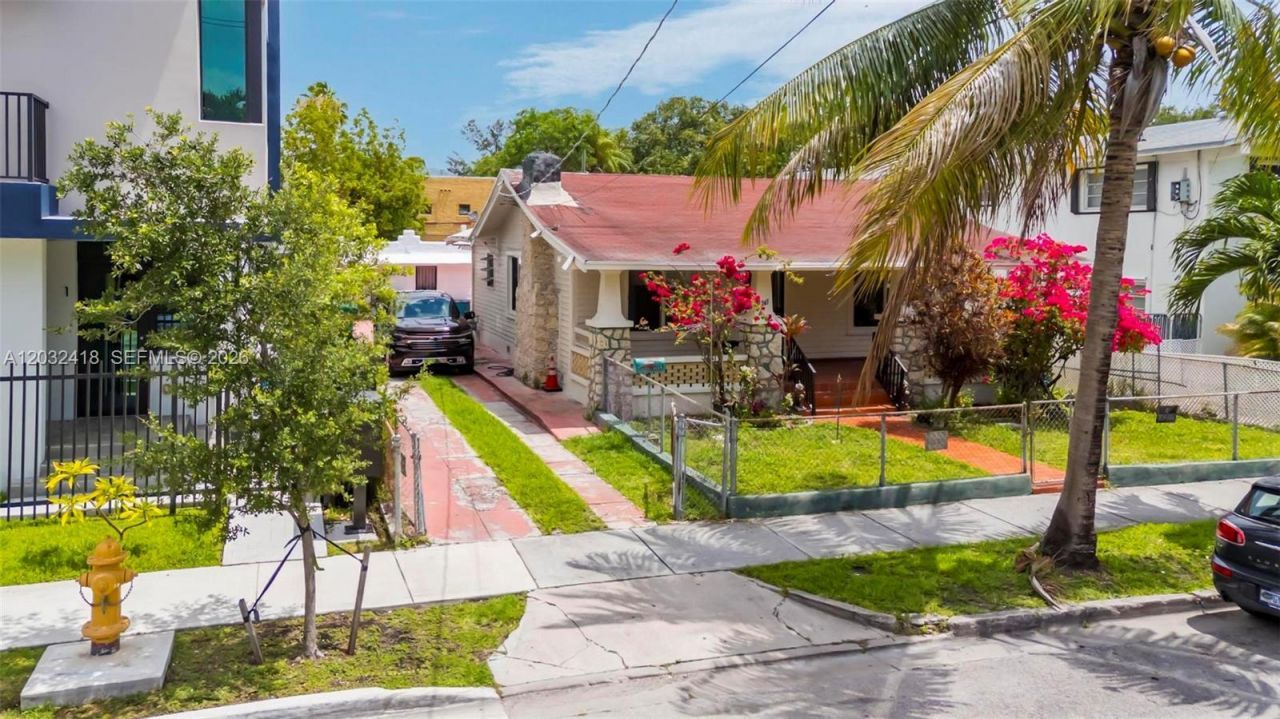 1243 SW 3rd St , Unit 1, Miami, FL 33135 Photo