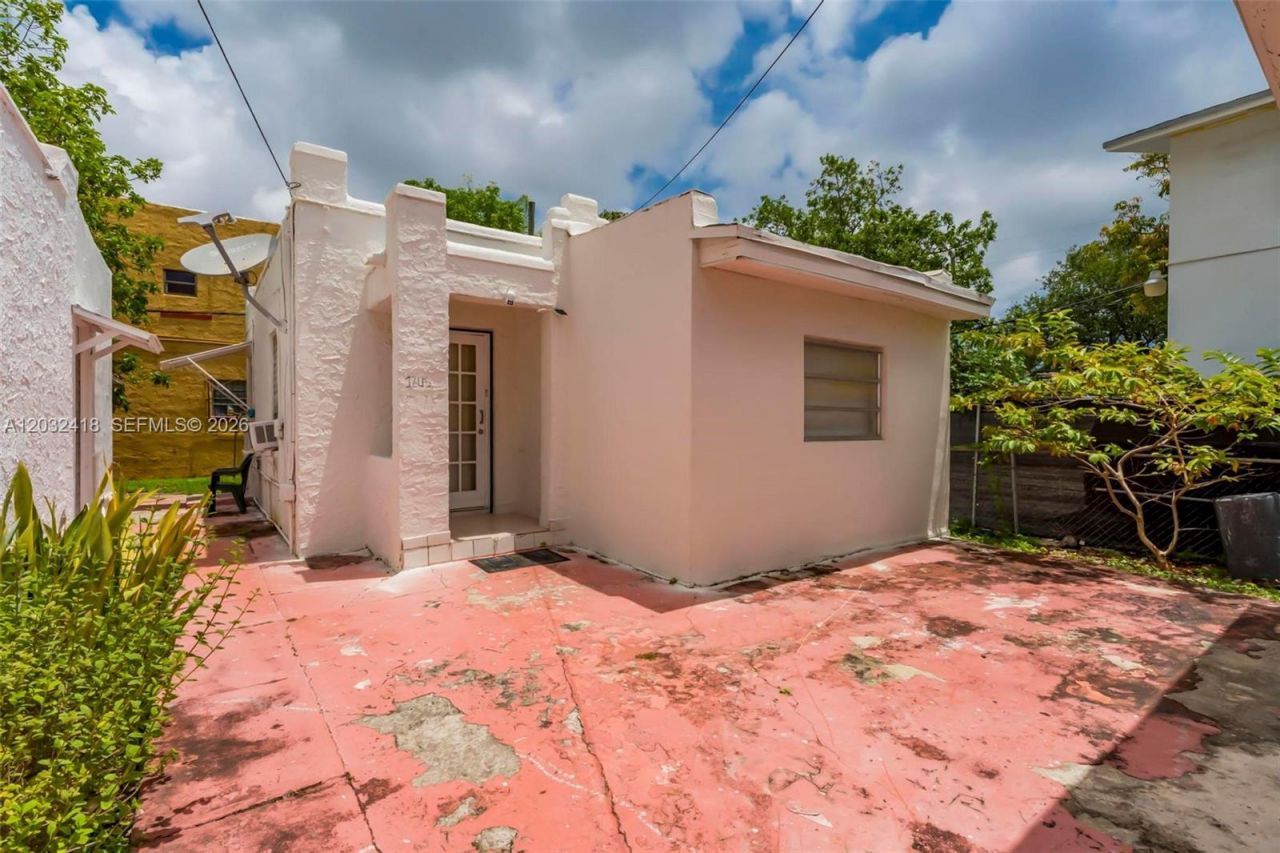 1243 SW 3rd St , Unit 1, Miami, FL 33135 Photo