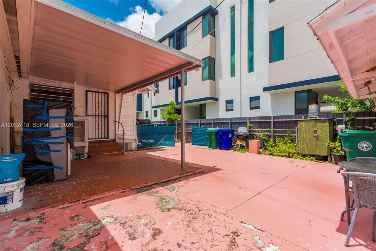 1243 SW 3rd St , Unit 1, Miami, FL 33135 Photo