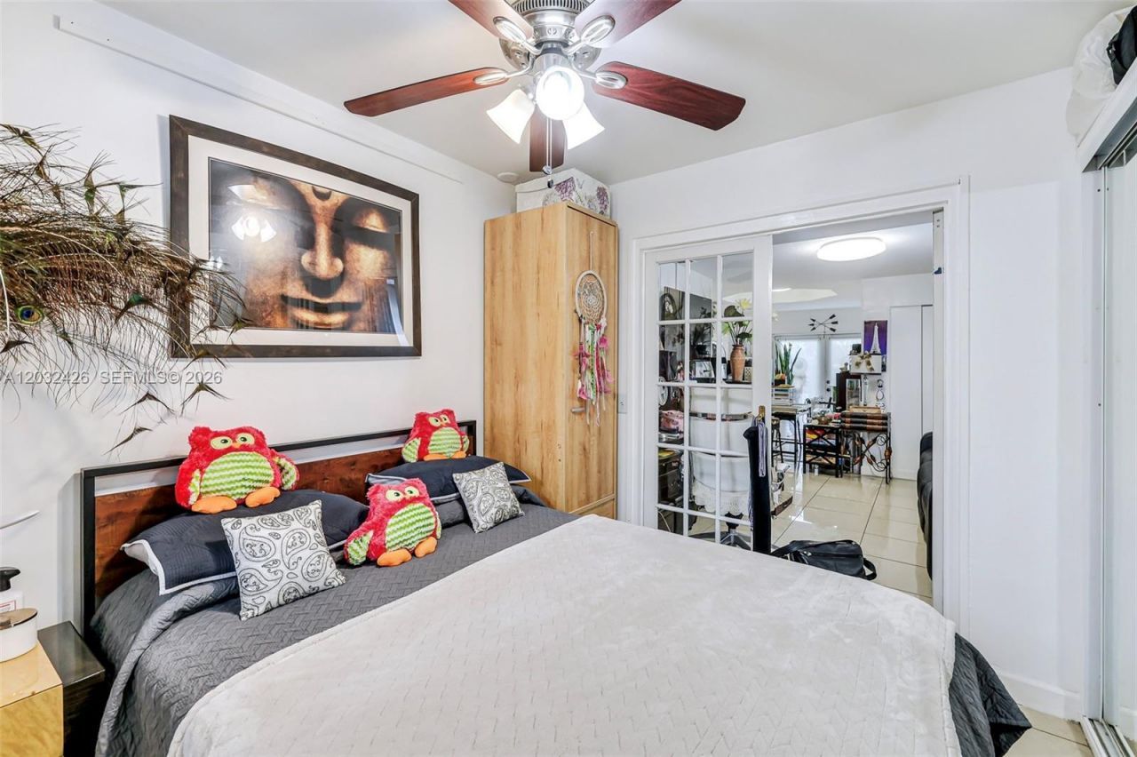 12085 W Dixie Highway , Biscayne Park, FL 33161 Photo