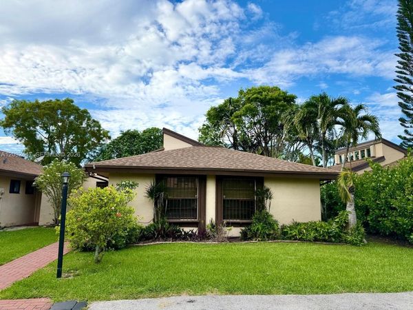 9119 SW 129th Ln , Miami, FL 33176