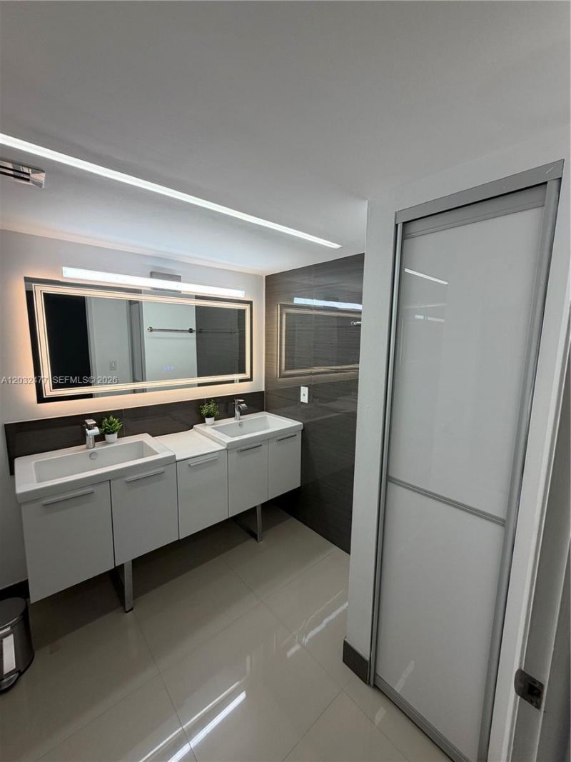3300 NE 192nd St , Unit 1109, Aventura, FL 33180 Photo