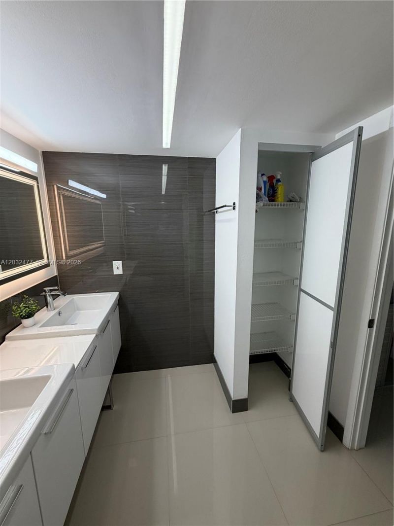 3300 NE 192nd St , Unit 1109, Aventura, FL 33180 Photo