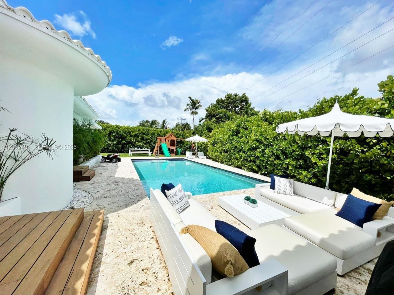 290 E Shore Dr E , Unit 290, Miami, FL 33133 Photo