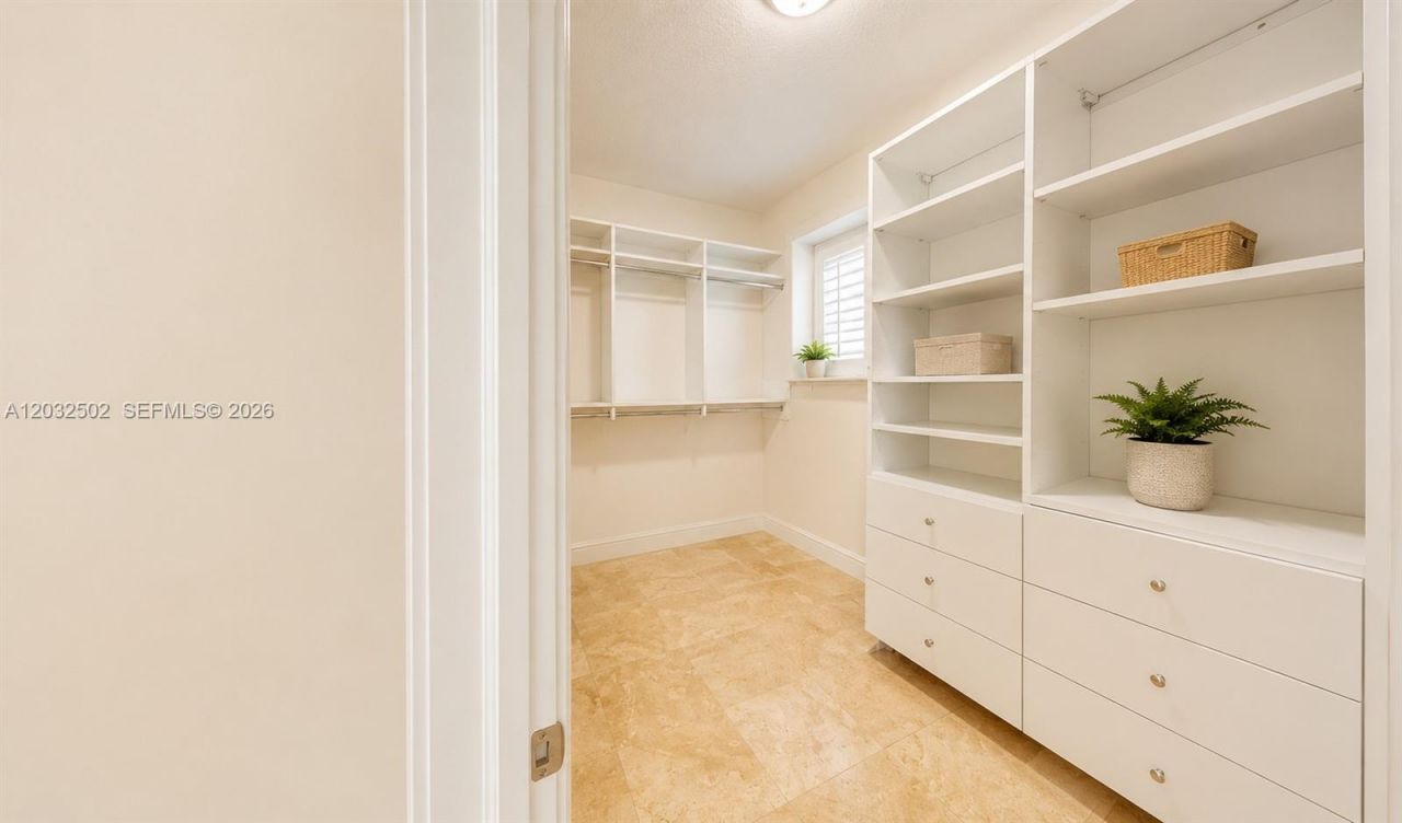 5751 SW 59th Pl , Unit 5751, South Miami, FL 33143 Photo