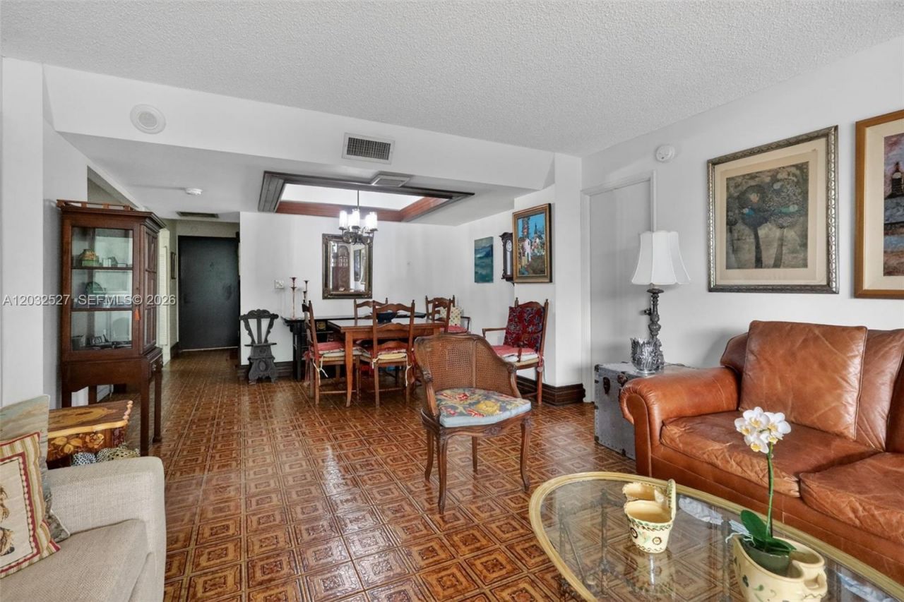 2901 S Bayshore Dr , Unit 4A, Miami, FL 33133 Photo