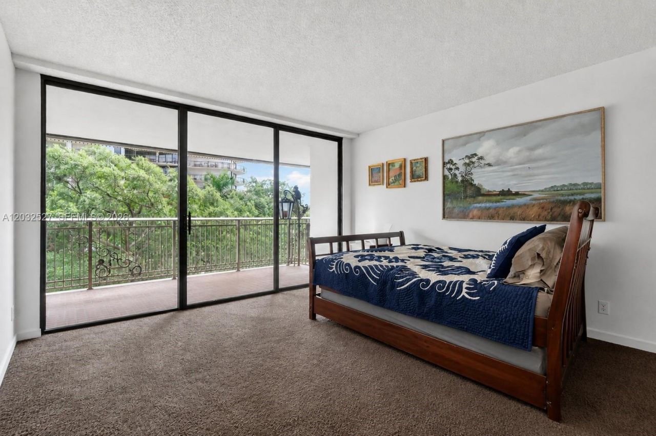 2901 S Bayshore Dr, Unit 4A, Miami, FL 33133 Photo
