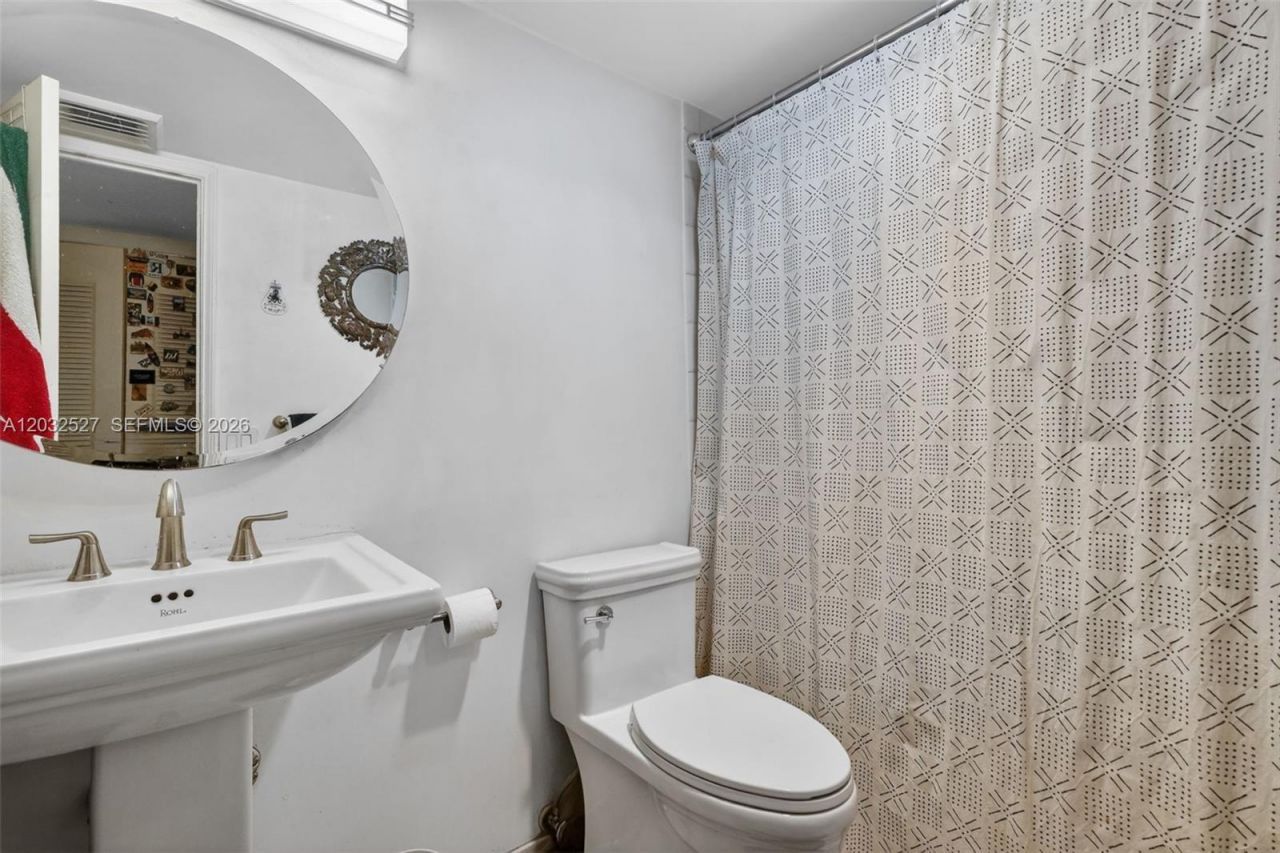2901 S Bayshore Dr, Unit 4A, Miami, FL 33133 Photo