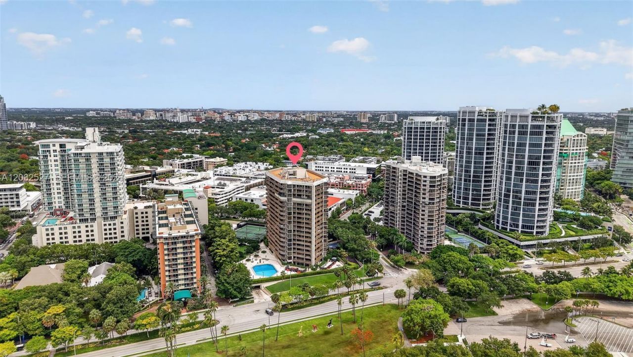 2901 S Bayshore Dr, Unit 4A, Miami, FL 33133 Photo