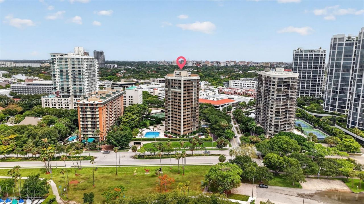 2901 S Bayshore Dr, Unit 4A, Miami, FL 33133 Photo