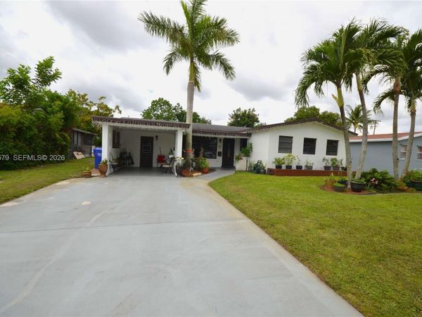7470 Polk St , Hollywood, FL 33024