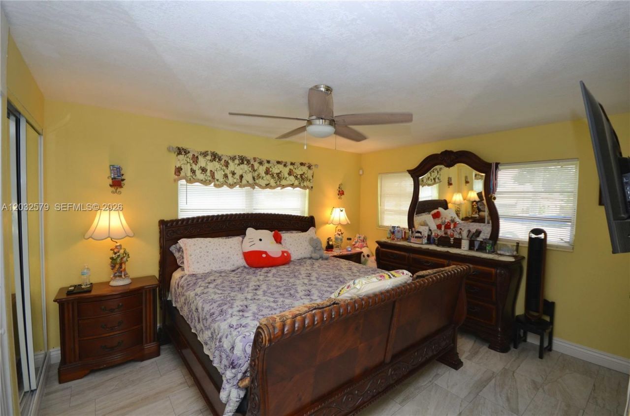 7470 Polk St , Hollywood, FL 33024 Photo