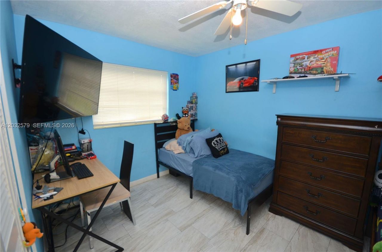 7470 Polk St , Hollywood, FL 33024 Photo