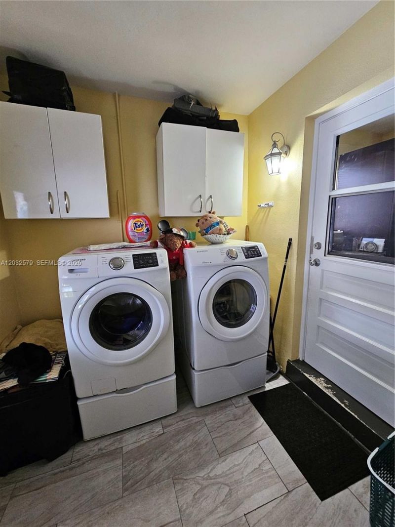 7470 Polk St , Hollywood, FL 33024 Photo