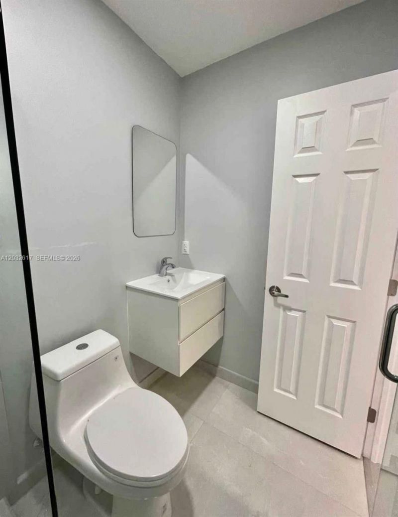 950 NW 36th Ave , Miami, FL 33125 Photo