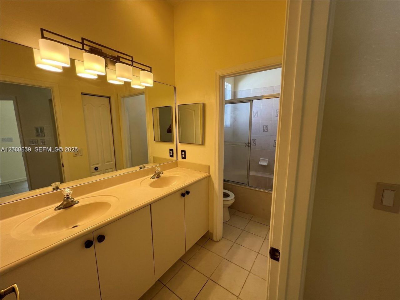2240 Portofino Ave, Homestead, FL 33033 Photo