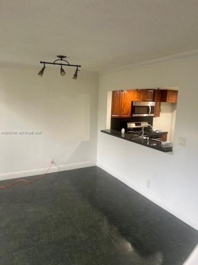 17911 NW 68th Ave , Unit P208, Hialeah, FL 33015 Photo