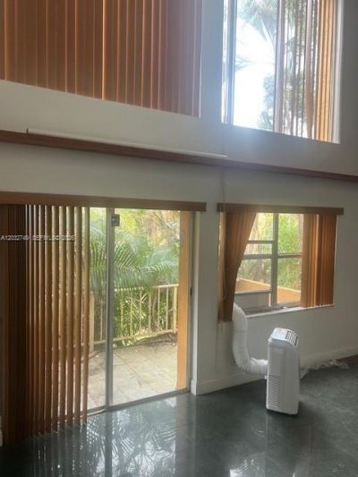 17911 NW 68th Ave , Unit P208, Hialeah, FL 33015 Photo