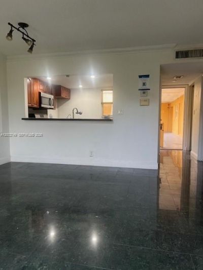 17911 NW 68th Ave , Unit P208, Hialeah, FL 33015 Photo