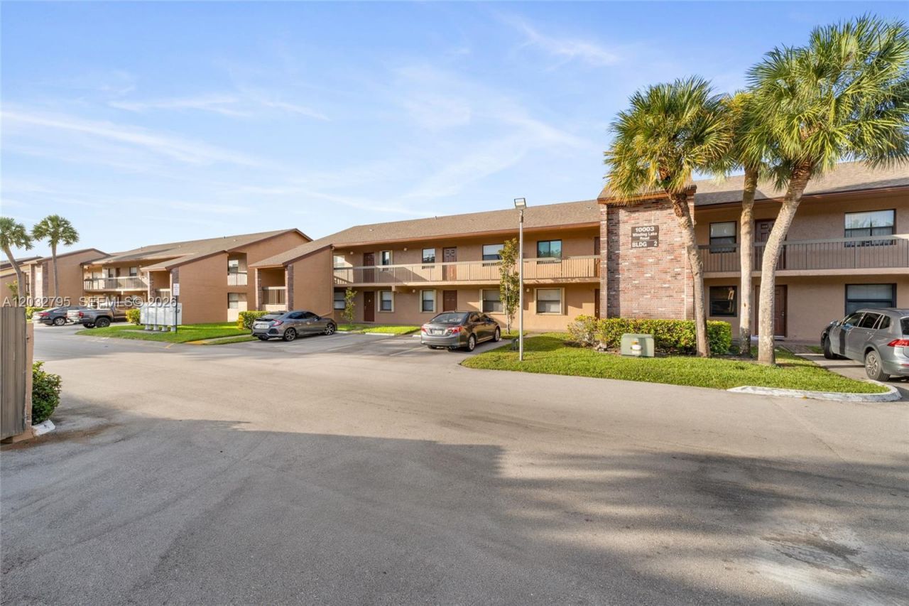 10003 Winding Lake Rd, Unit 203, Sunrise, FL 33351 Photo