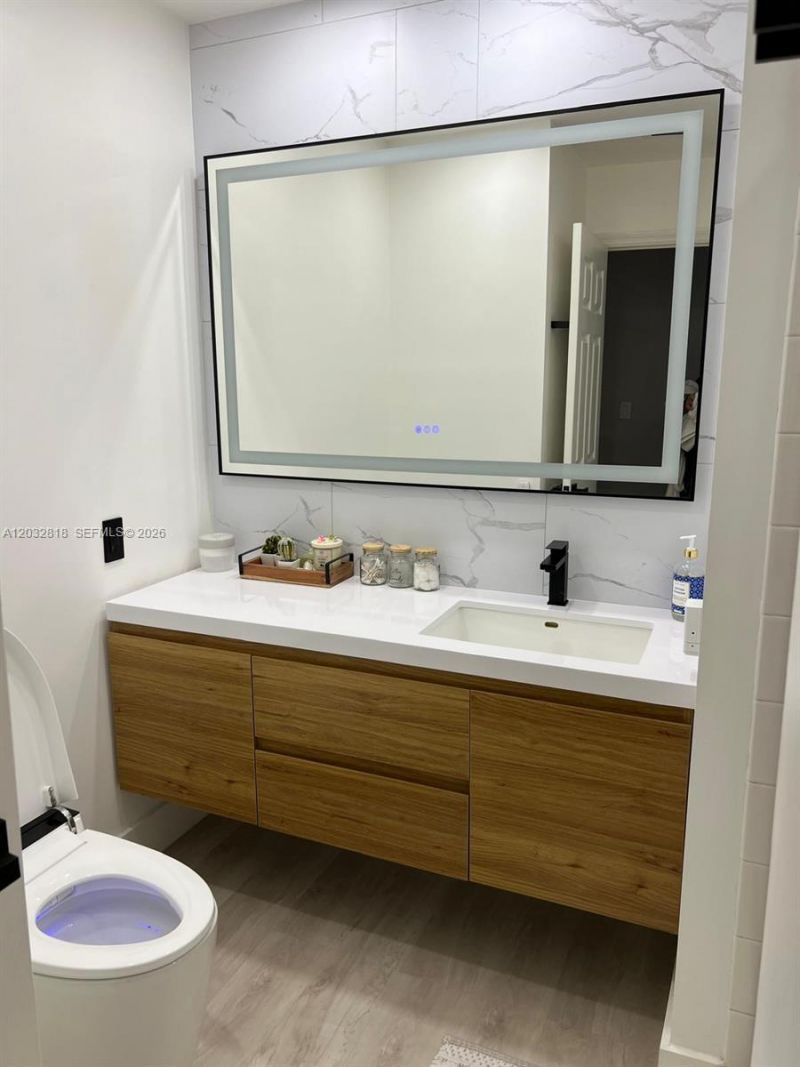 9755 NW 52nd St , Unit 216, Doral, FL 33178 Photo