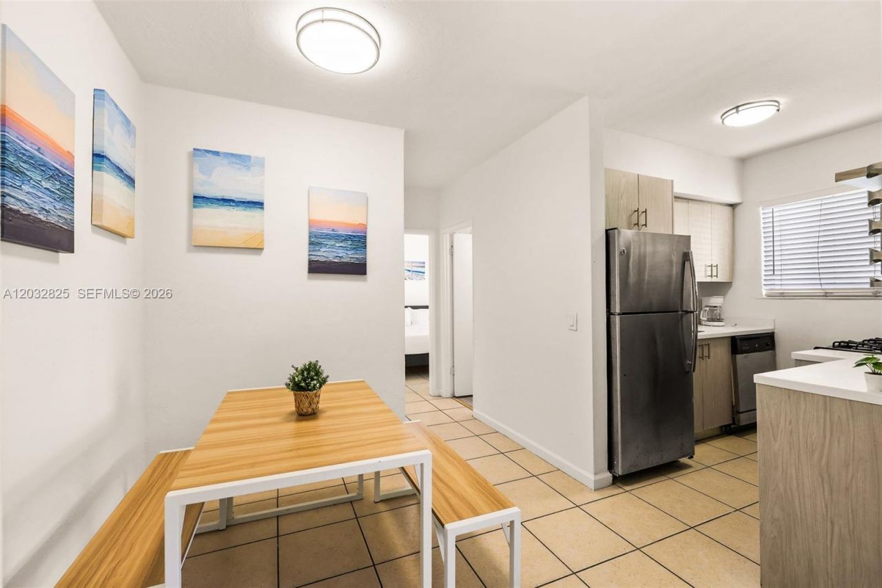 7340 Harding Ave , Unit 8, Miami Beach, FL 33141 Photo