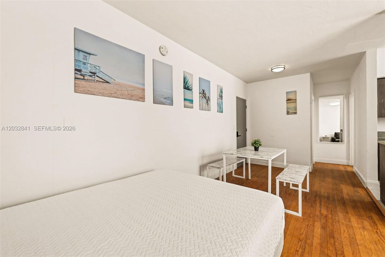 7340 Harding Ave , Unit 15, Miami Beach, FL 33141 Photo