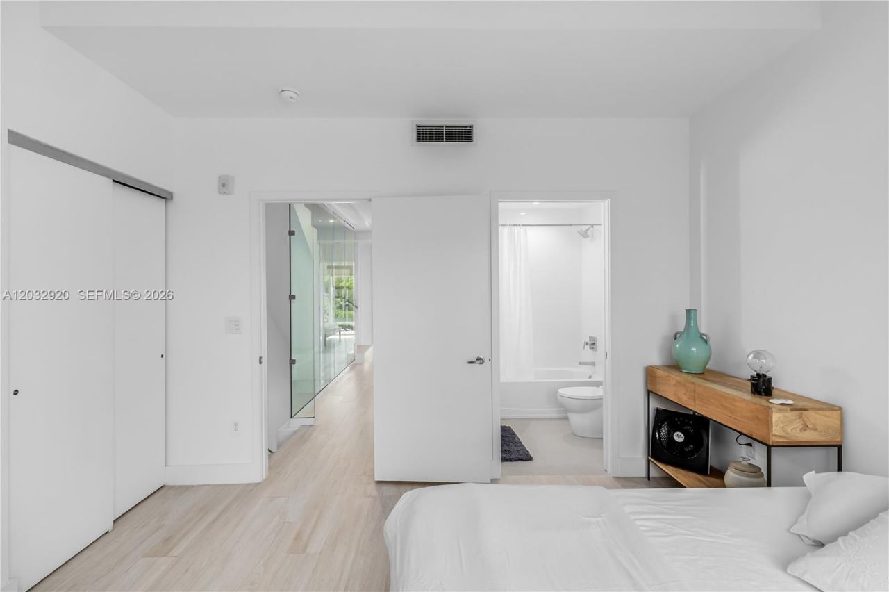 455 NE 39th St , Unit 109, Miami, FL 33137 Photo