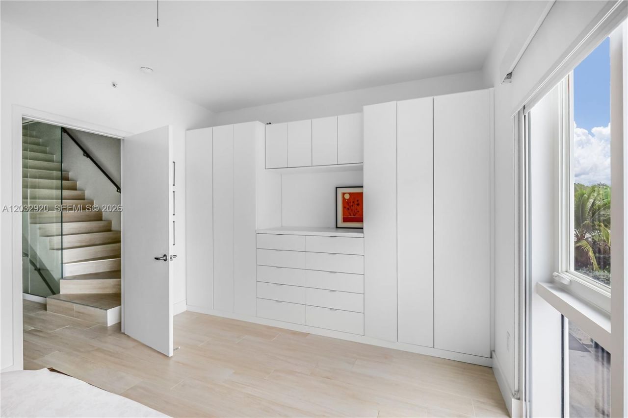 455 NE 39th St , Unit 109, Miami, FL 33137 Photo