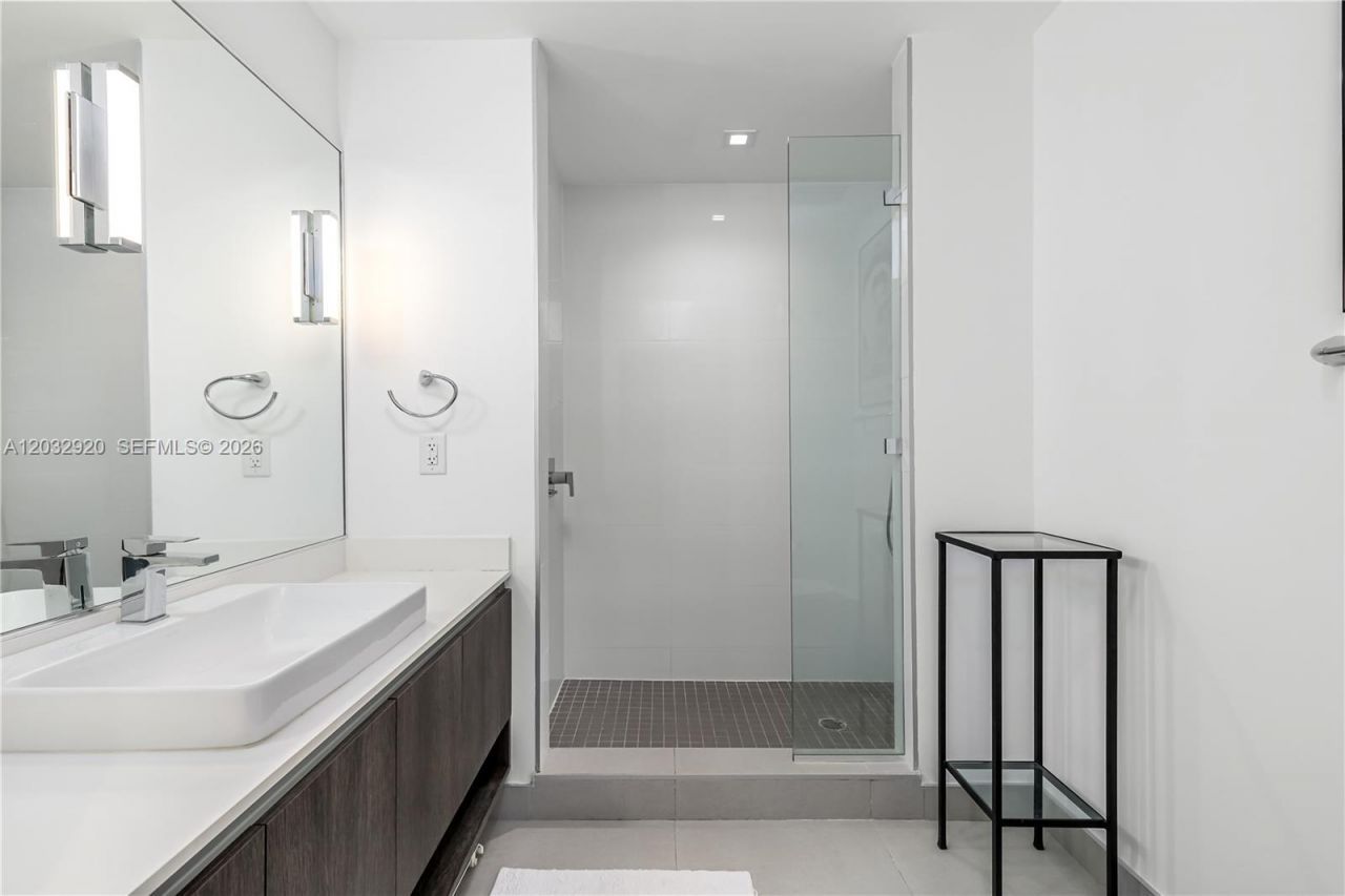 455 NE 39th St , Unit 109, Miami, FL 33137 Photo