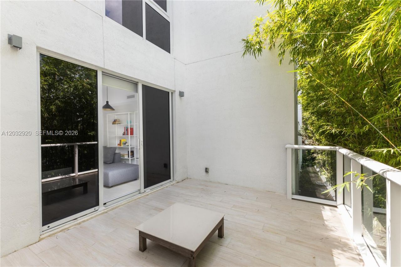 455 NE 39th St , Unit 109, Miami, FL 33137 Photo