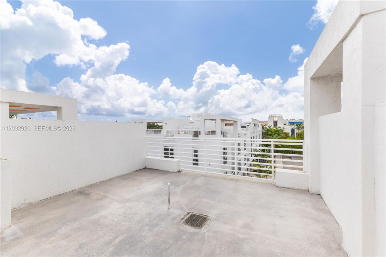 455 NE 39th St , Unit 109, Miami, FL 33137 Photo