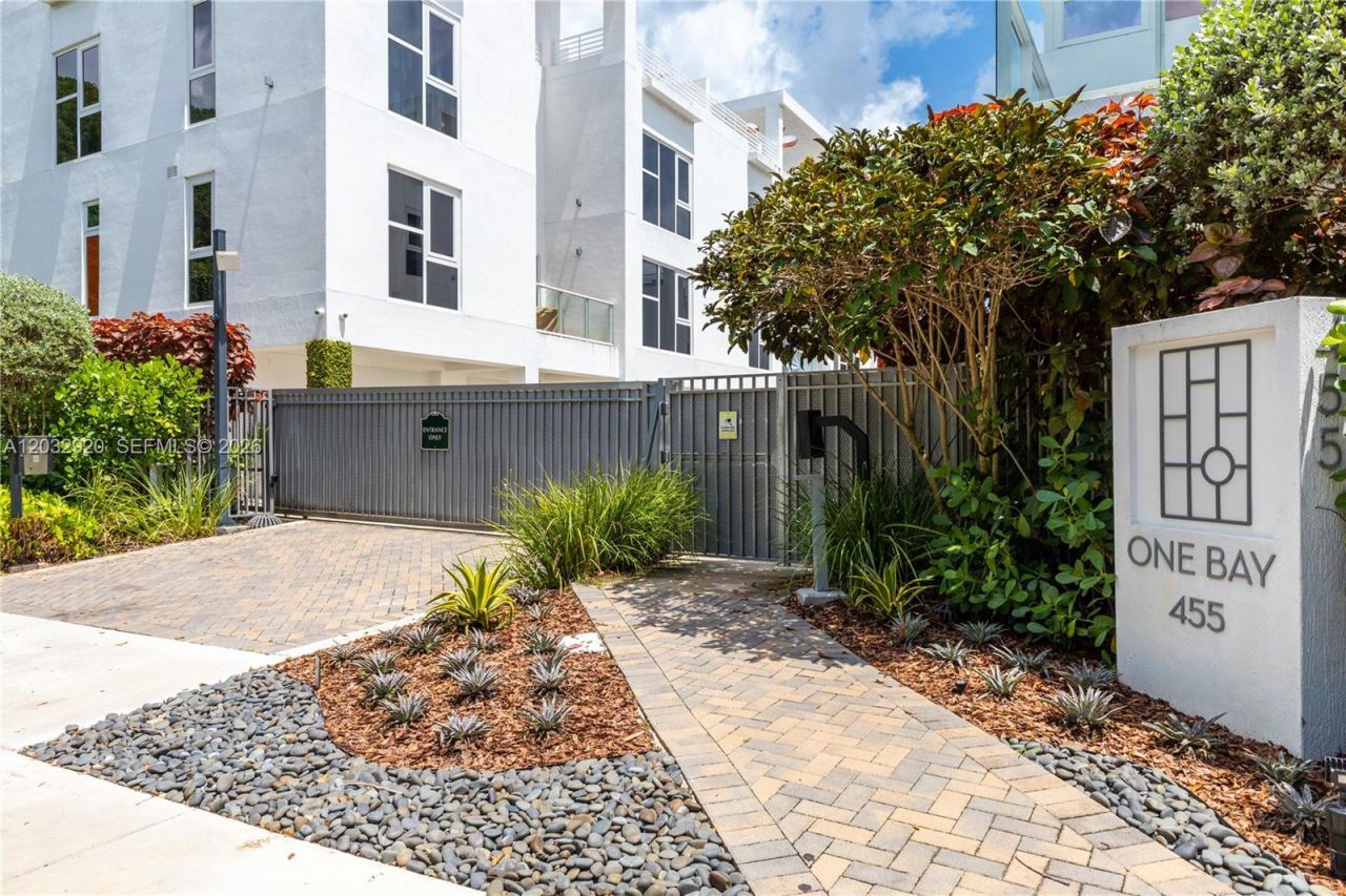 455 NE 39th St , Unit 109, Miami, FL 33137 Photo