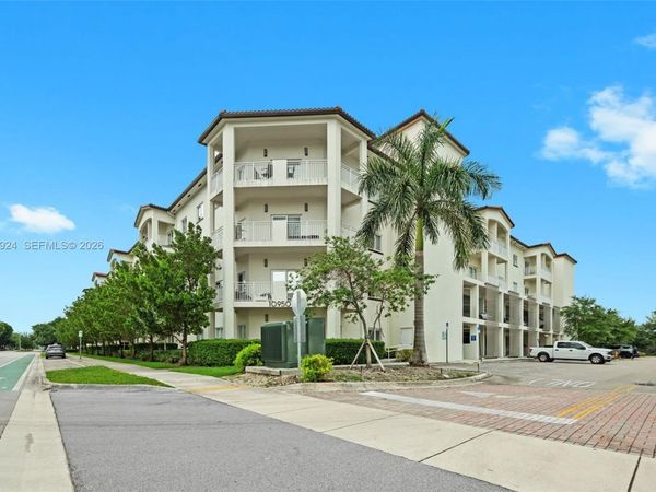 10950 NW 82nd St , Unit 213, Doral, FL 33178