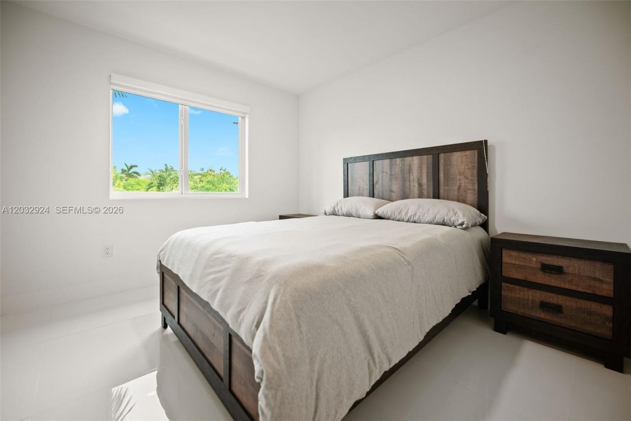 10950 NW 82nd St , Unit 213, Doral, FL 33178 Photo