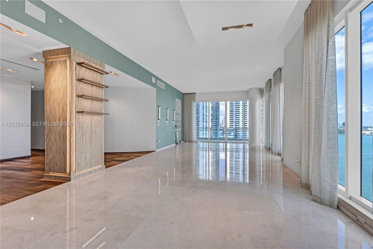 900 Brickell Key Blvd , Unit 1002, Miami, FL 33131 Photo