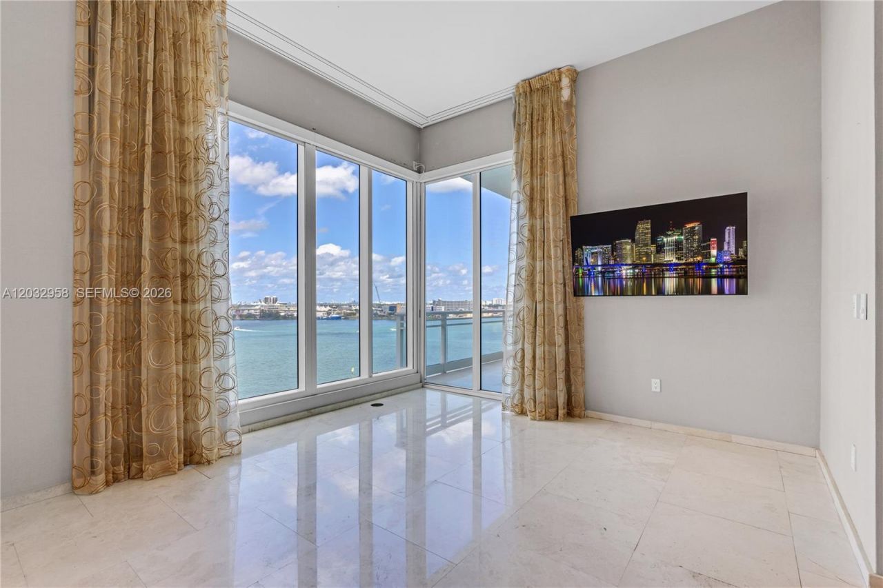 900 Brickell Key Blvd , Unit 1002, Miami, FL 33131 Photo