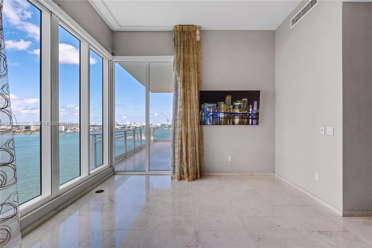 900 Brickell Key Blvd , Unit 1002, Miami, FL 33131 Photo